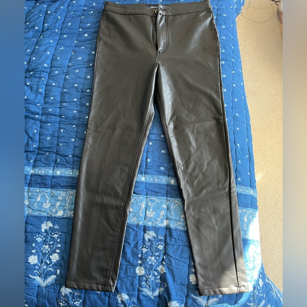 3/$30 Pleather Fleece-Lined Pants, Waist 30